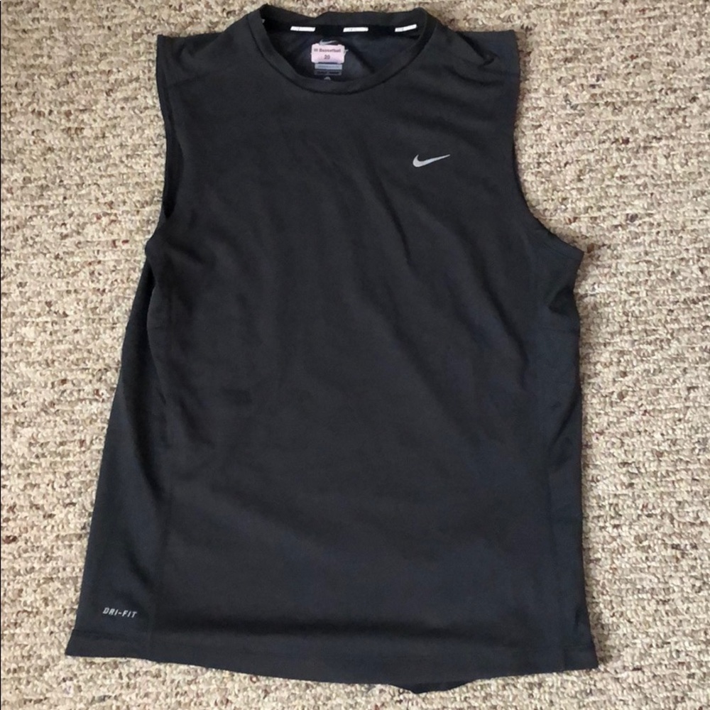 Nike dry fit work out shirt